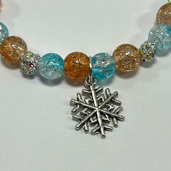 Handmade Christmas Bracelet with Blue & Gold Crackle Glass! - Picture 4 of 8